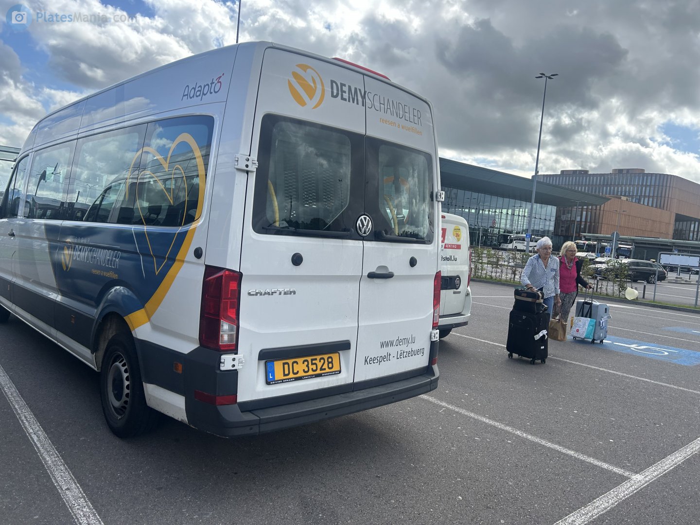 DC 3528, Volkswagen Crafter 2nd gen Van (SY/SZ), 2016–