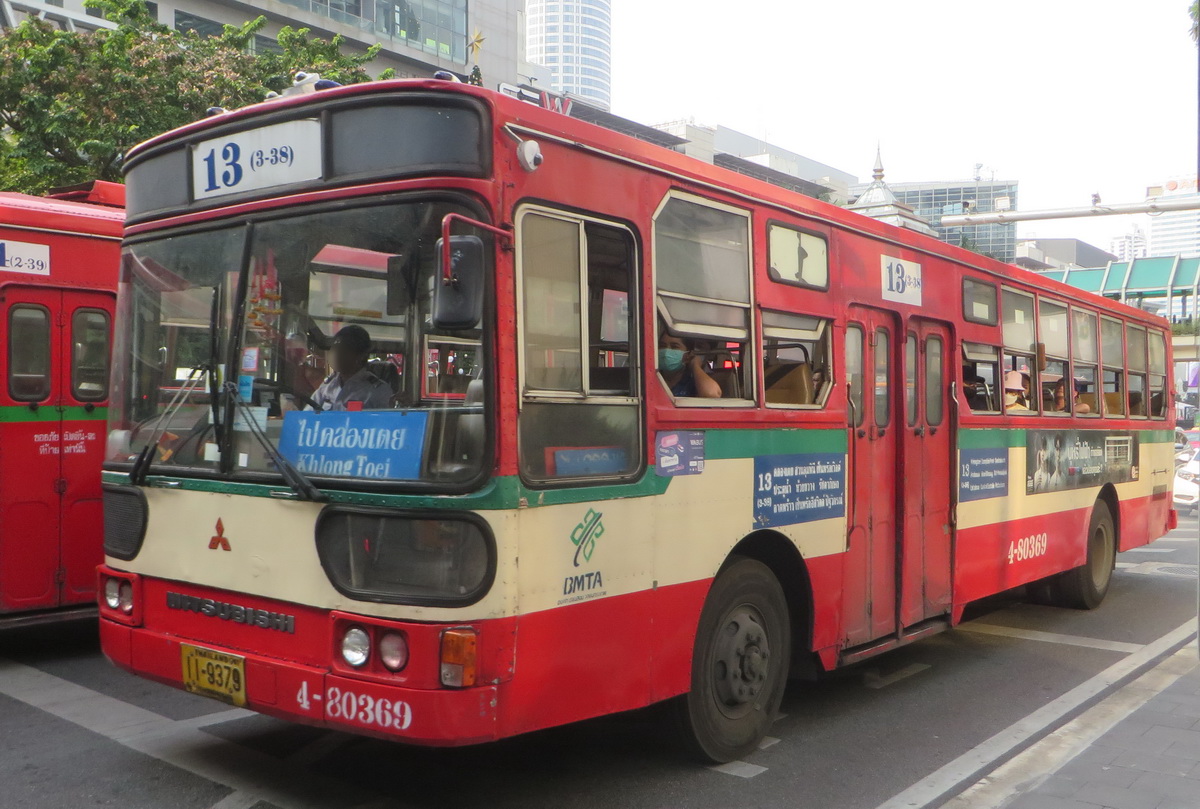 11-9379, Cherdchai Mitsubishi Fuso RP118 