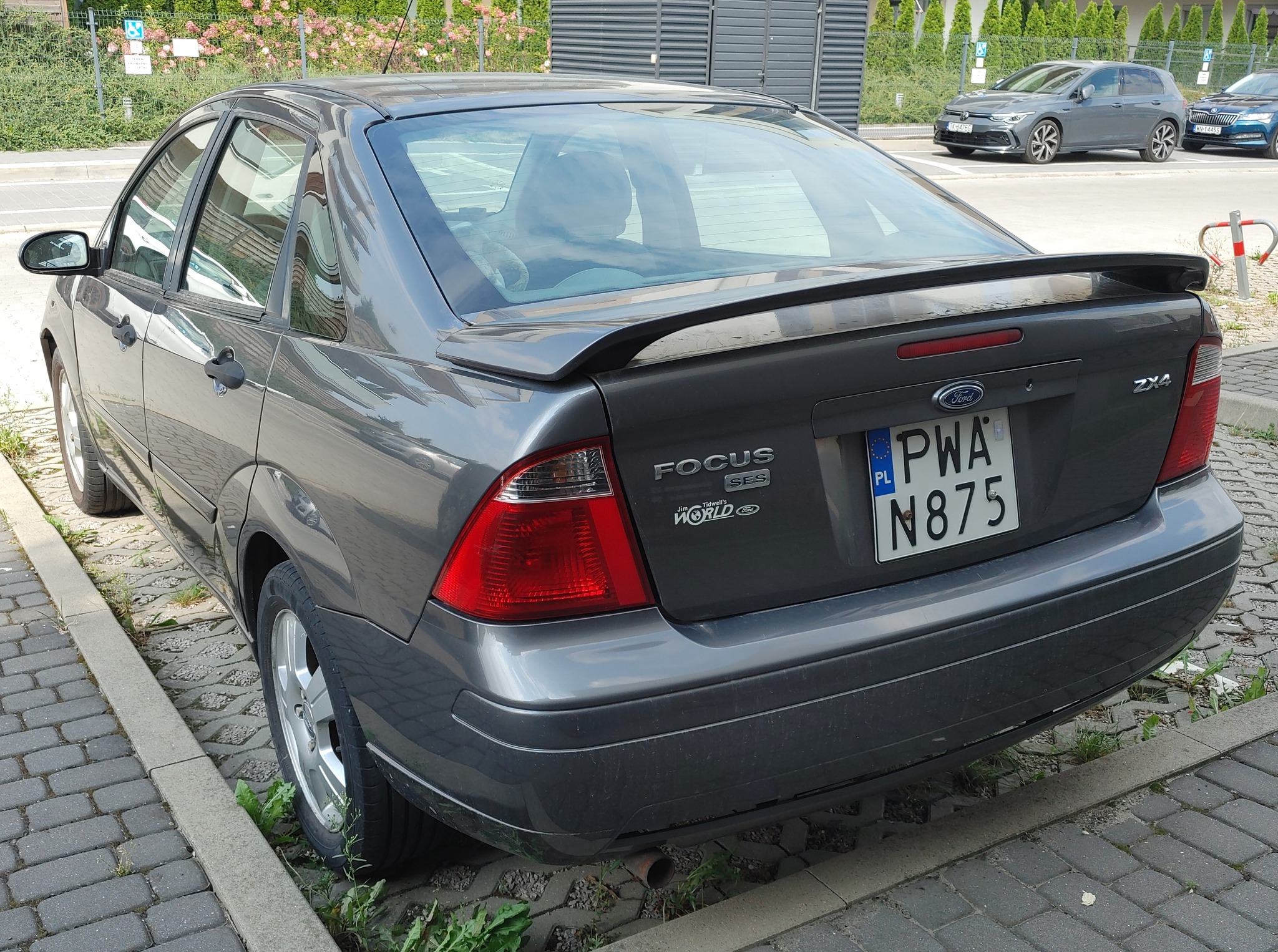 PWA N875, Ford Focus 1st gen Sedan (DB3; C170; NA-market), facelift, 2005–2007