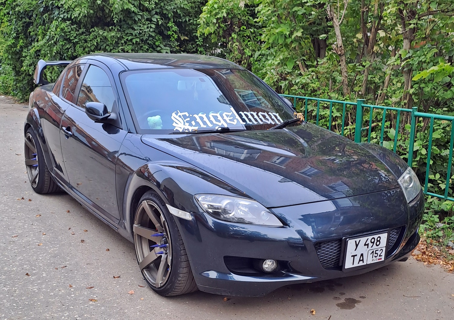 у 498 та 152, Mazda RX-8 1st gen (SE), 2003–2008