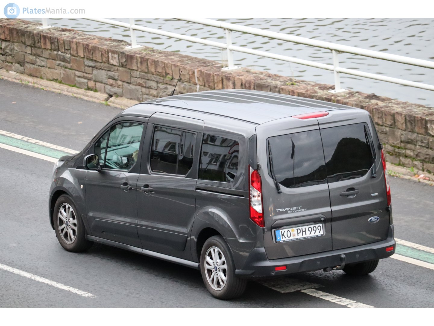 KO PH 999, Ford Transit Connect 