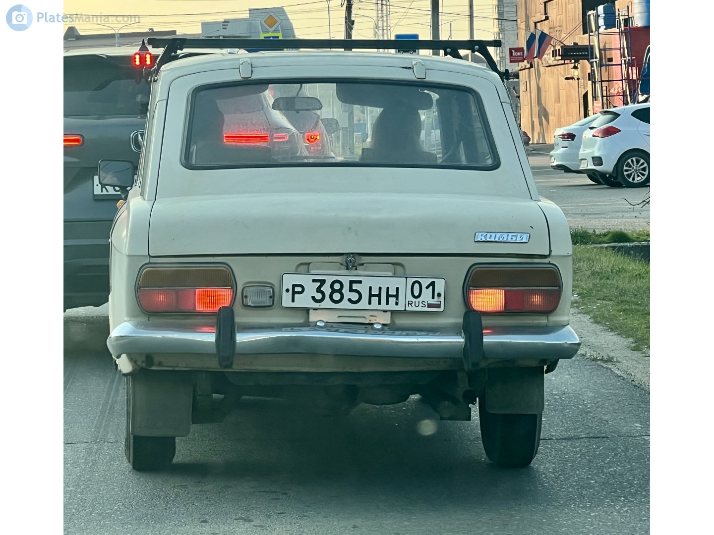 р 385 нн 01, Izh 2125 21251, 1982–1997