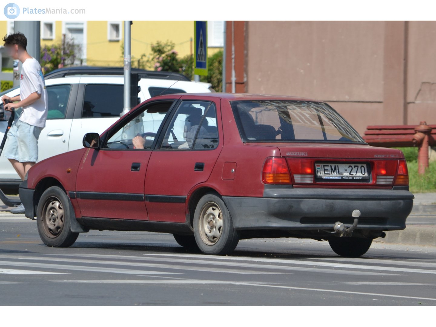 EML-270, Suzuki Swift 2nd gen Sedan (SF), 1990–1996