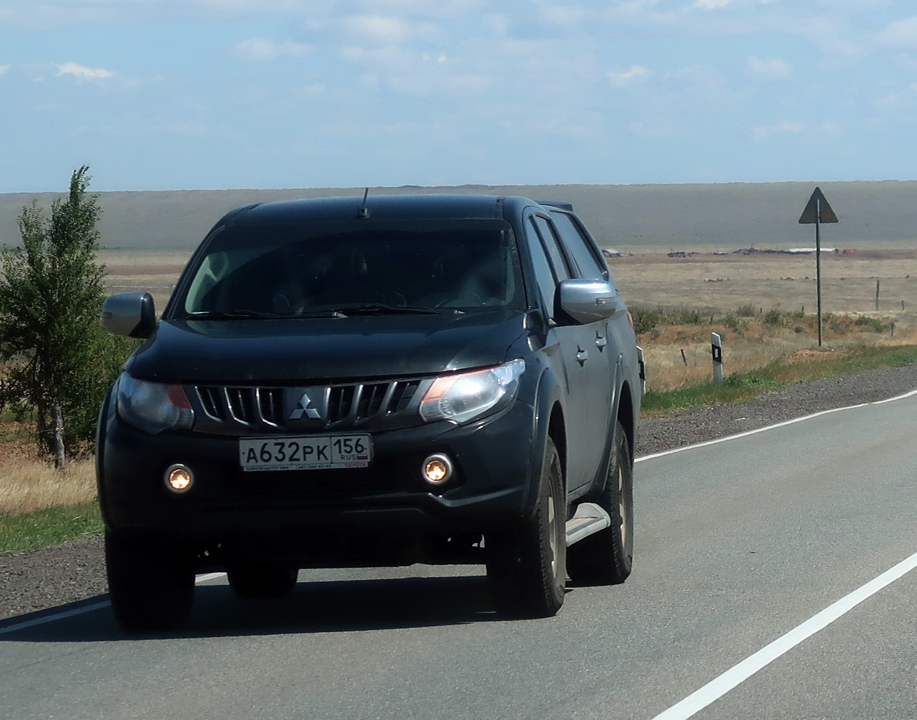 а 632 рк 156, Mitsubishi L200 5th gen (KJ/KK/KL), 2015–2019 (–present for LATAM-market)