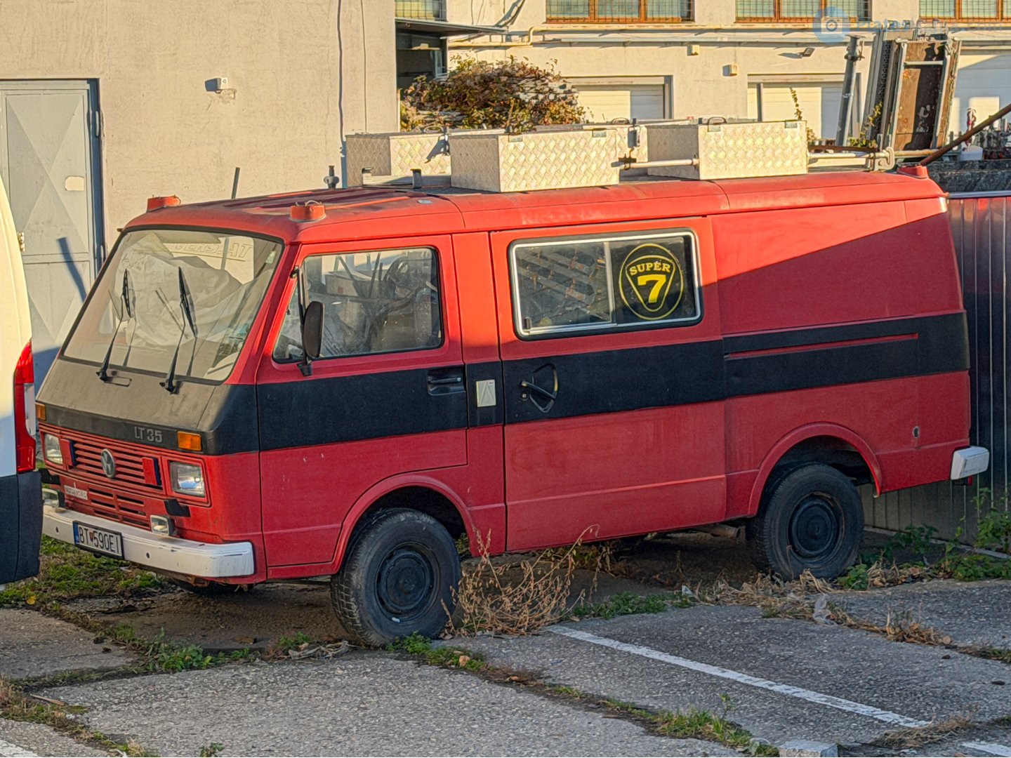 BT-590EI, Volkswagen LT 1st gen (Typ 28/21), 1975–1996