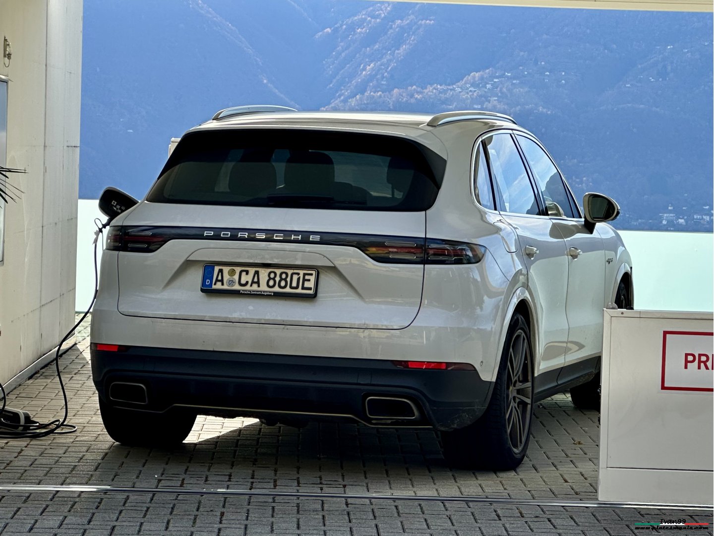 A CA 880 E, Porsche Cayenne 3rd gen SUV (PO536; 9Y0), 2017–2023