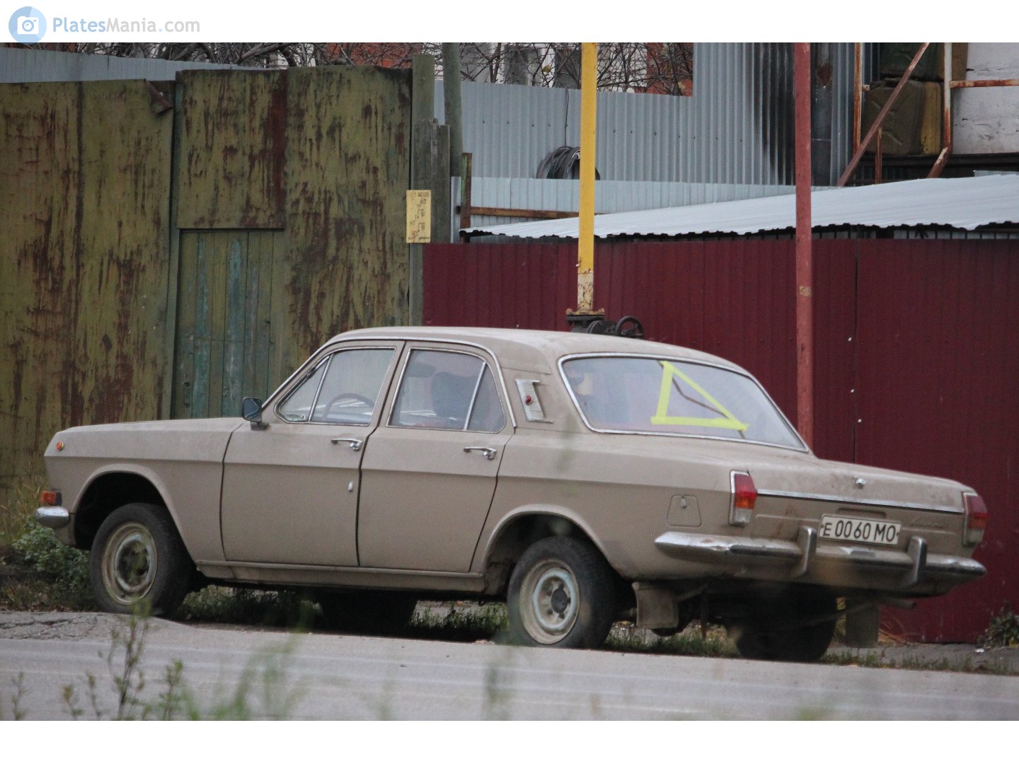 е 0060 МО, GAZ 24 Волга 24(-01/07) Sedan, 1969–1985