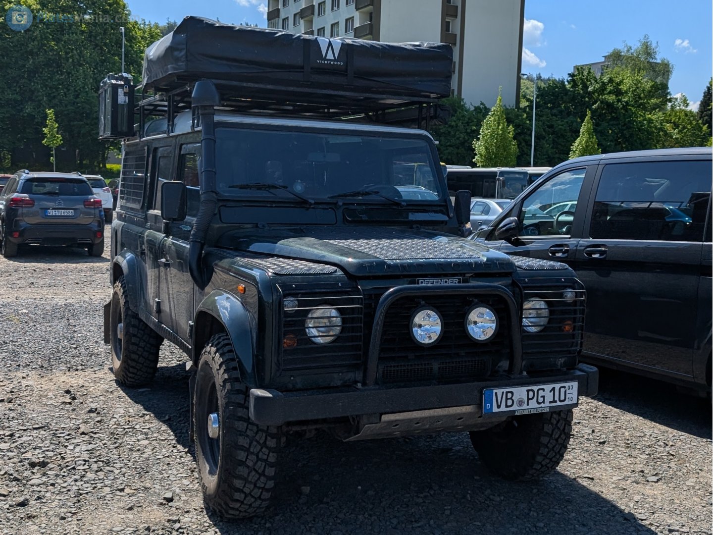 VB PG 10 (03/10), Land Rover Defender 1st gen 110