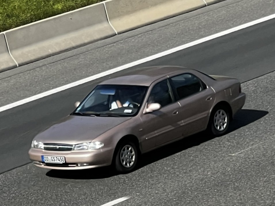 DD GS 7450, Kia Clarus 1st gen Sedan (GC), 1996–1998