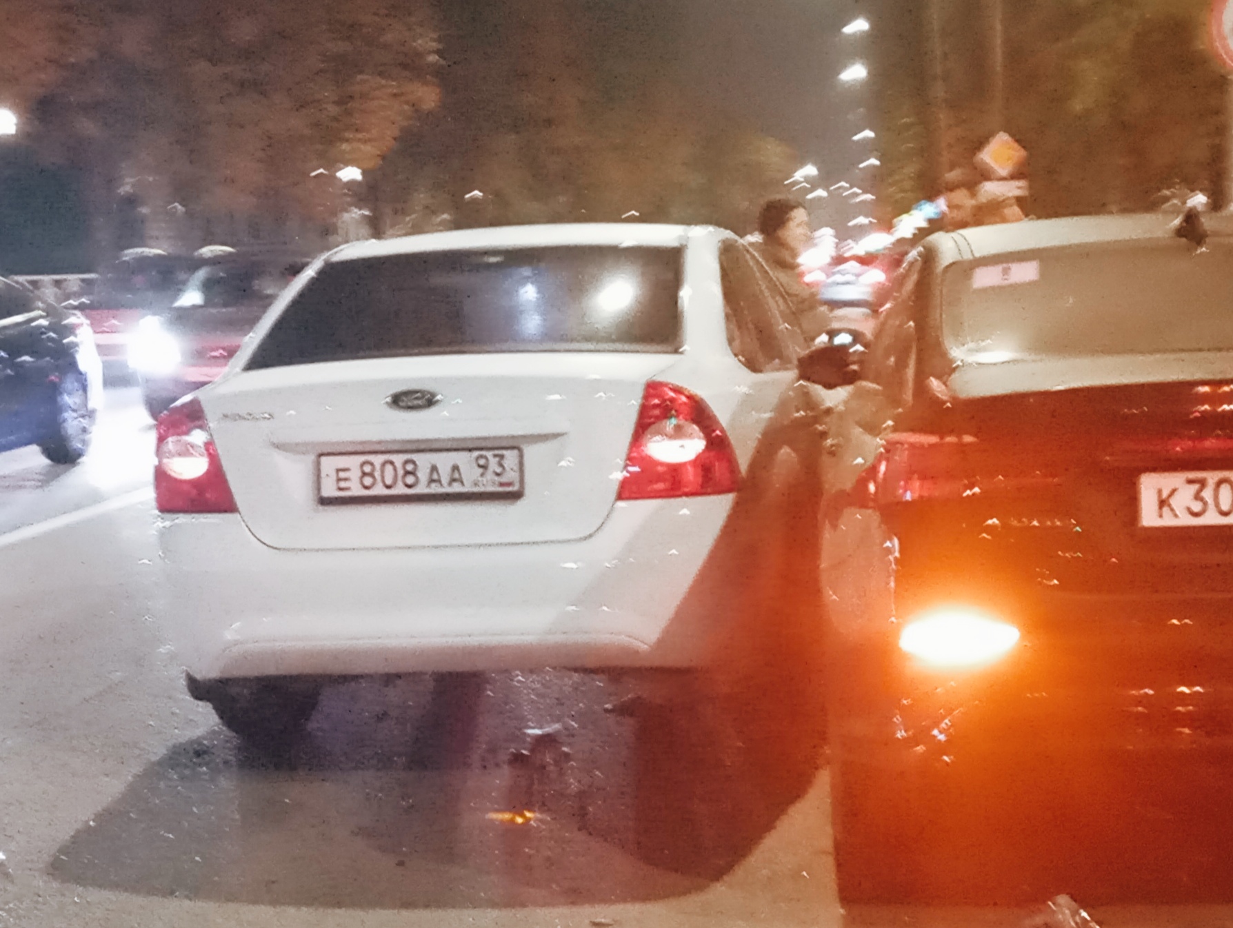 е 808 аа 93, Ford Focus 2nd gen (Classic) Sedan (DB3; C307), facelift, 2008­–2011 (–2014 for CN- and LATAM-market)