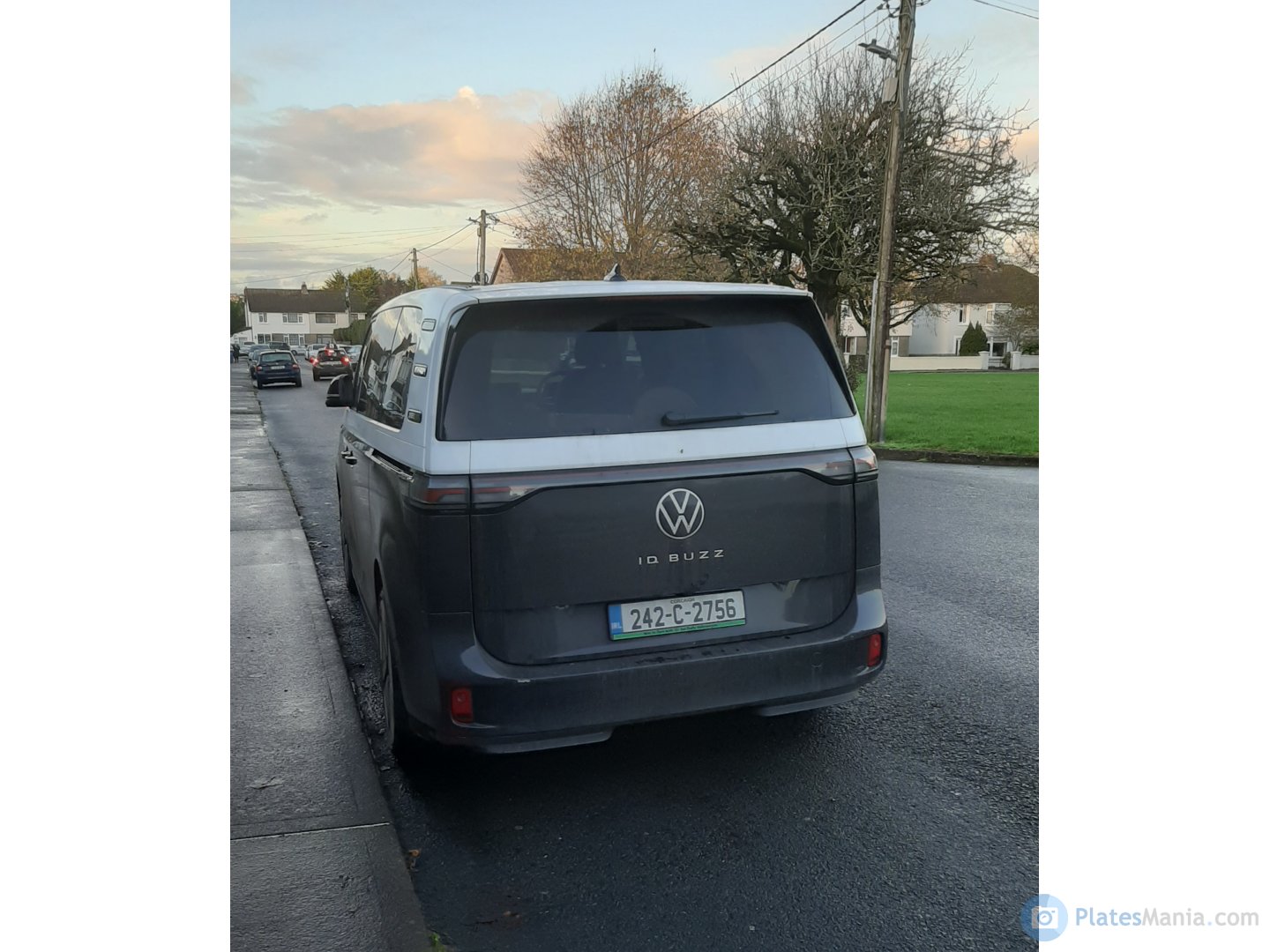 242-C-2756, Volkswagen ID.Buzz 1st gen Minivan, 2022–