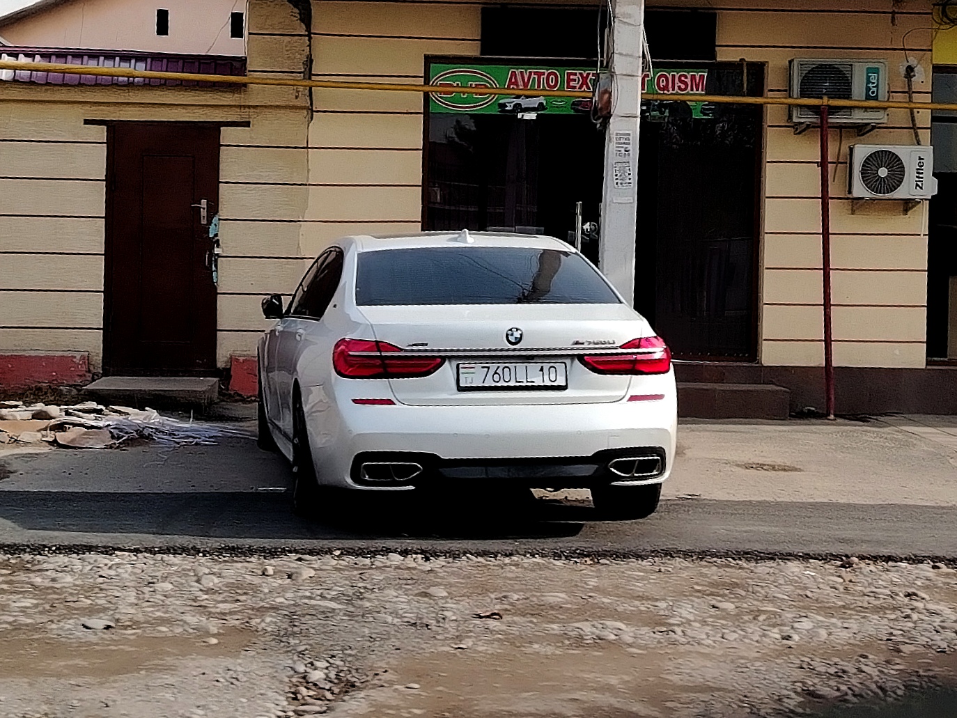 760LL10, BMW 7 Series 6th gen (G11/G12), 2015–2019