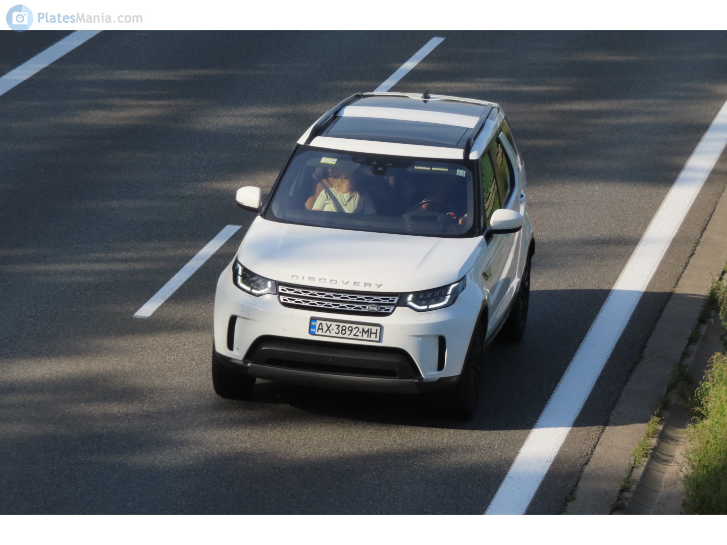 AX 3892 MH, Land Rover Discovery 5th gen (L462), 2017–