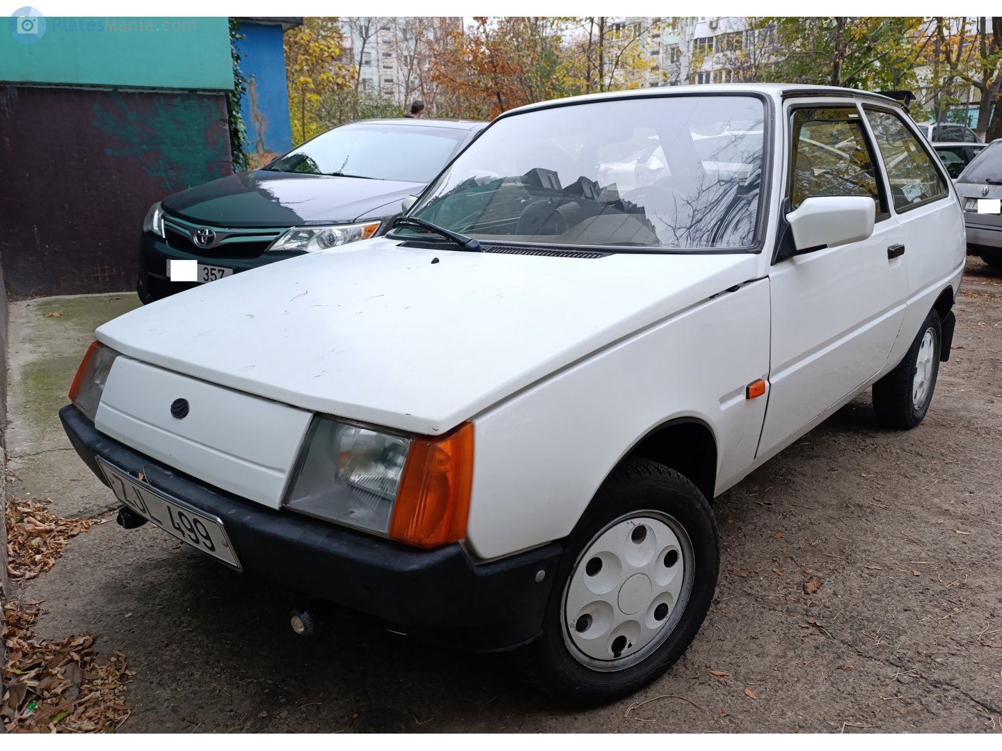 ZJL 499, ZAZ 1102 1102 Таврия (Tavria) Hatch, 1987–2007