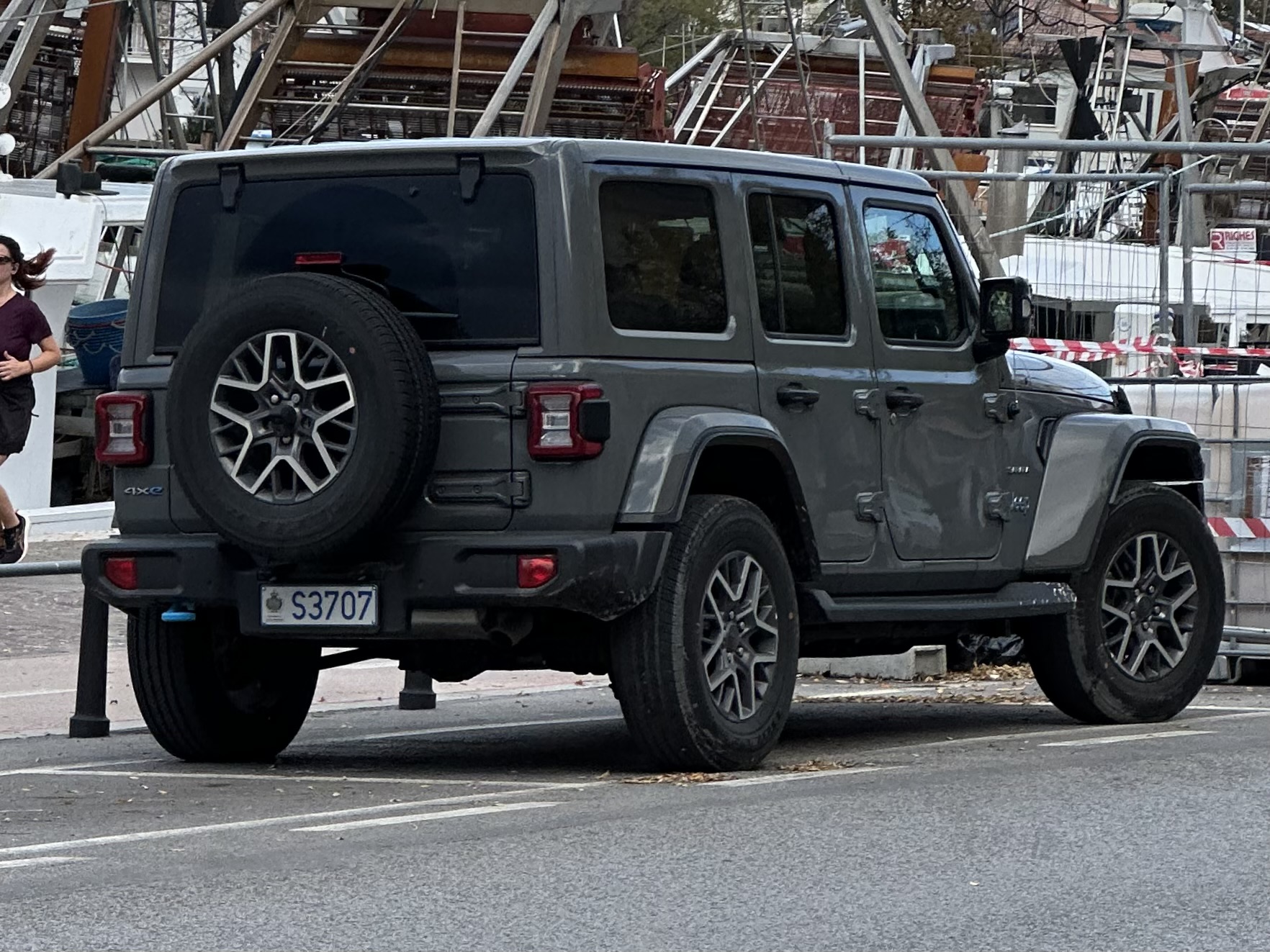S3707, Jeep Wrangler 4th gen 5-door SUV (JL), 2018–