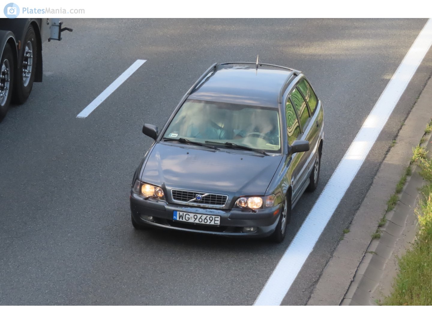 WG 9669E, Volvo V40 1st gen (645), 1995–2004