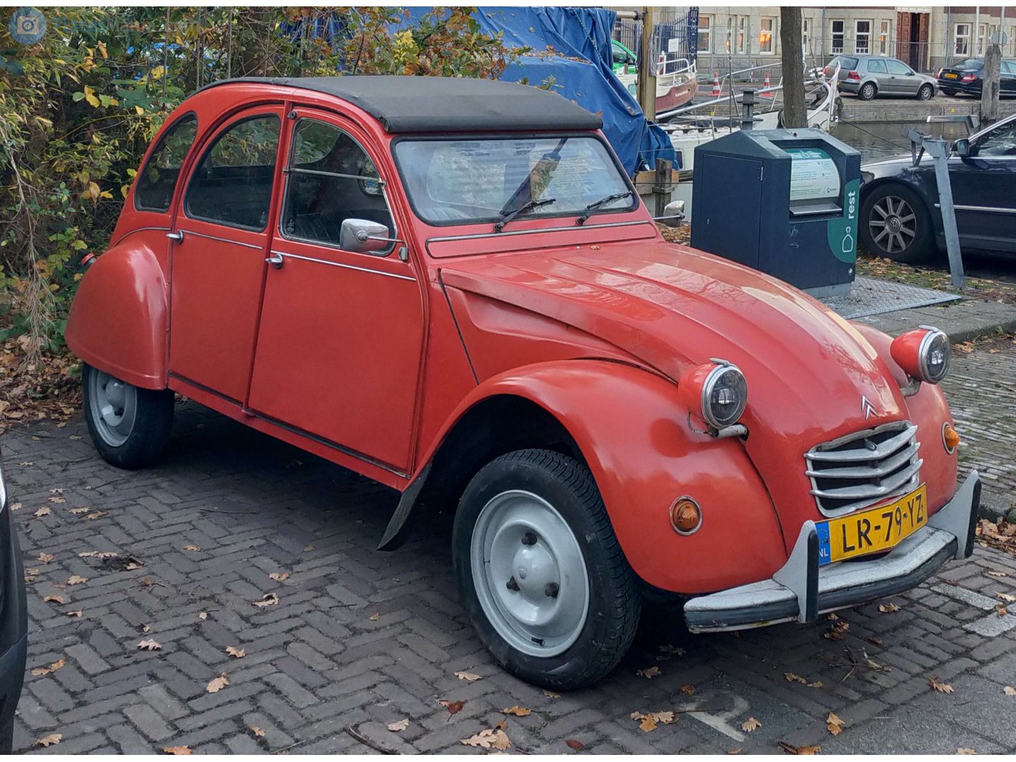 LR-79-YZ, Citroёn 2CV 1st gen Fourgonnette, 1951–1987