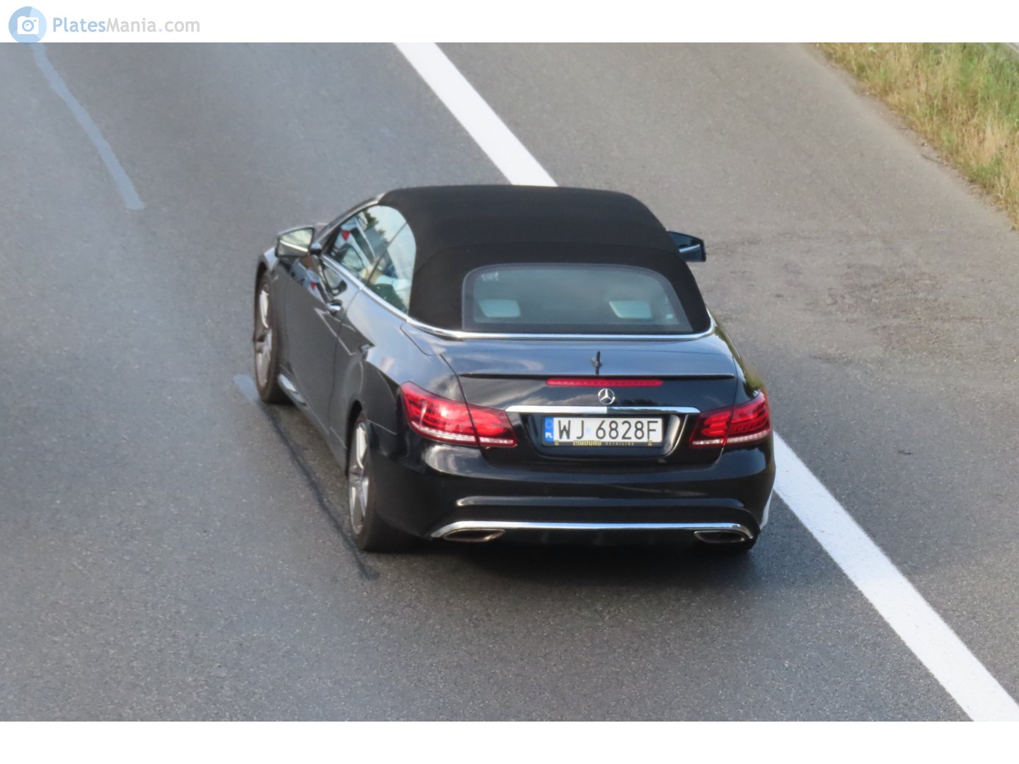 WJ 6828F, Mercedes-Benz E-Klasse 