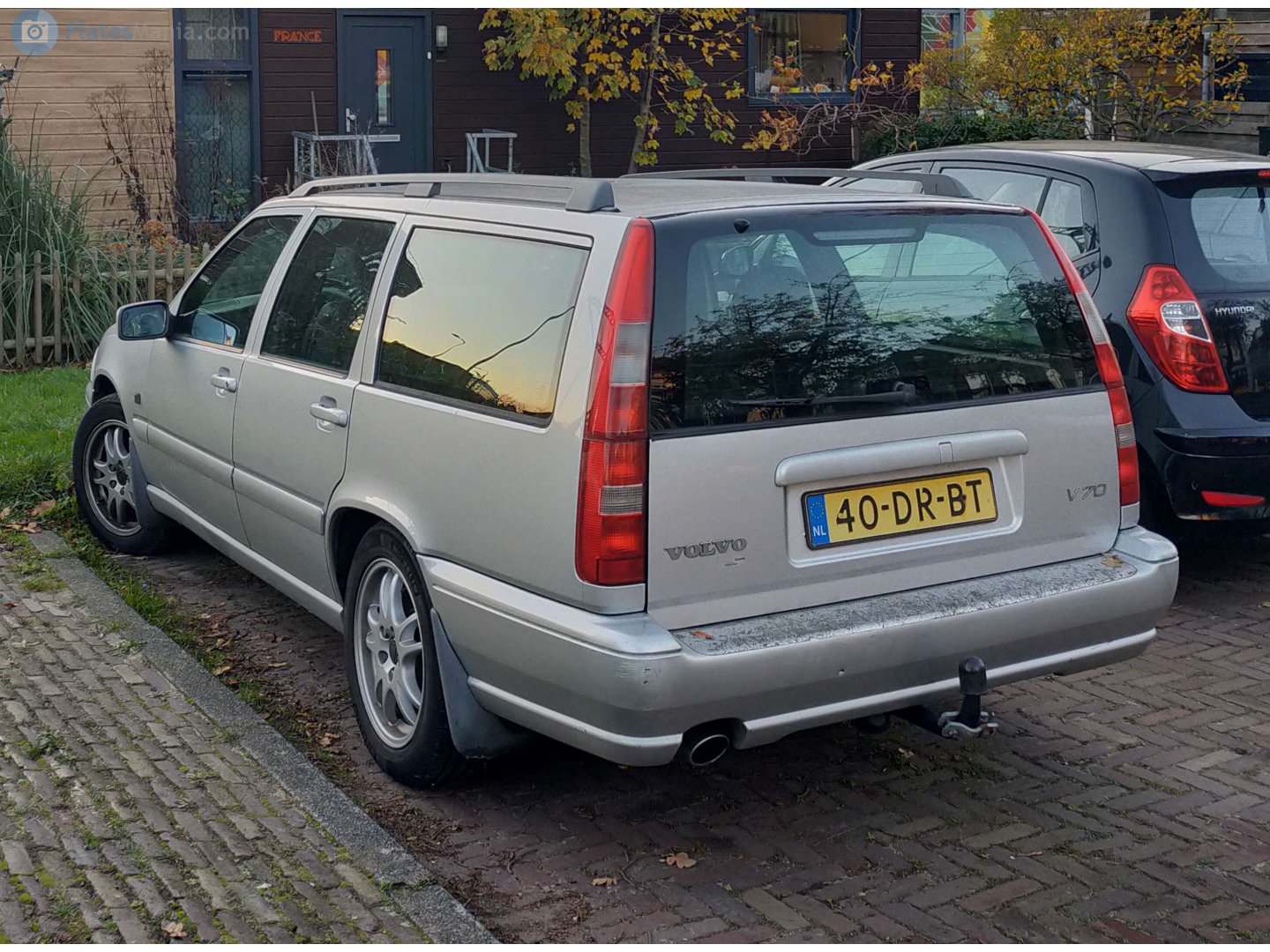 40-DR-BT, Volvo V70 1st gen (875/876), 1996–2000