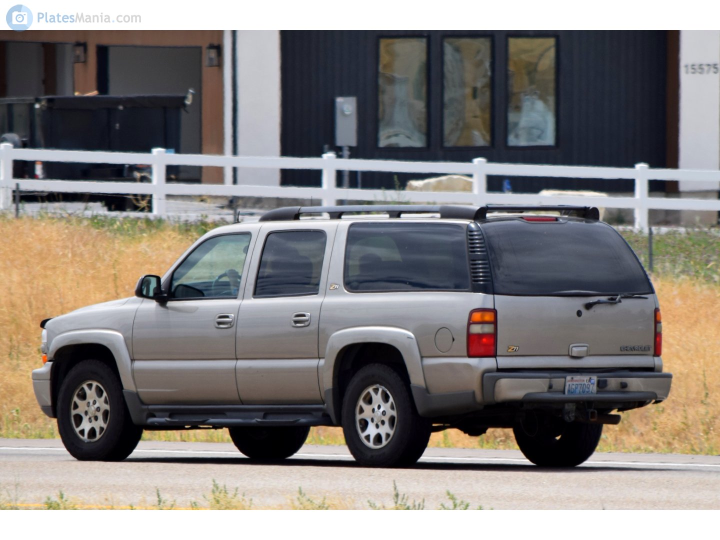 AGP7097, Chevrolet Suburban 9th gen (GMT830), 1999–2005