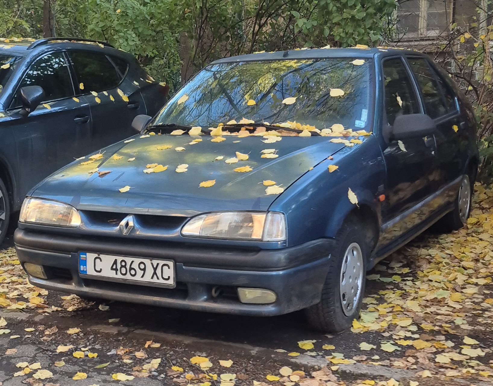 C 4869 XC, Renault 19 1st gen 5-door Hatch (B53), facelift, 1992–1996 (–1999 for LATAM- and –2000 for TR-market)