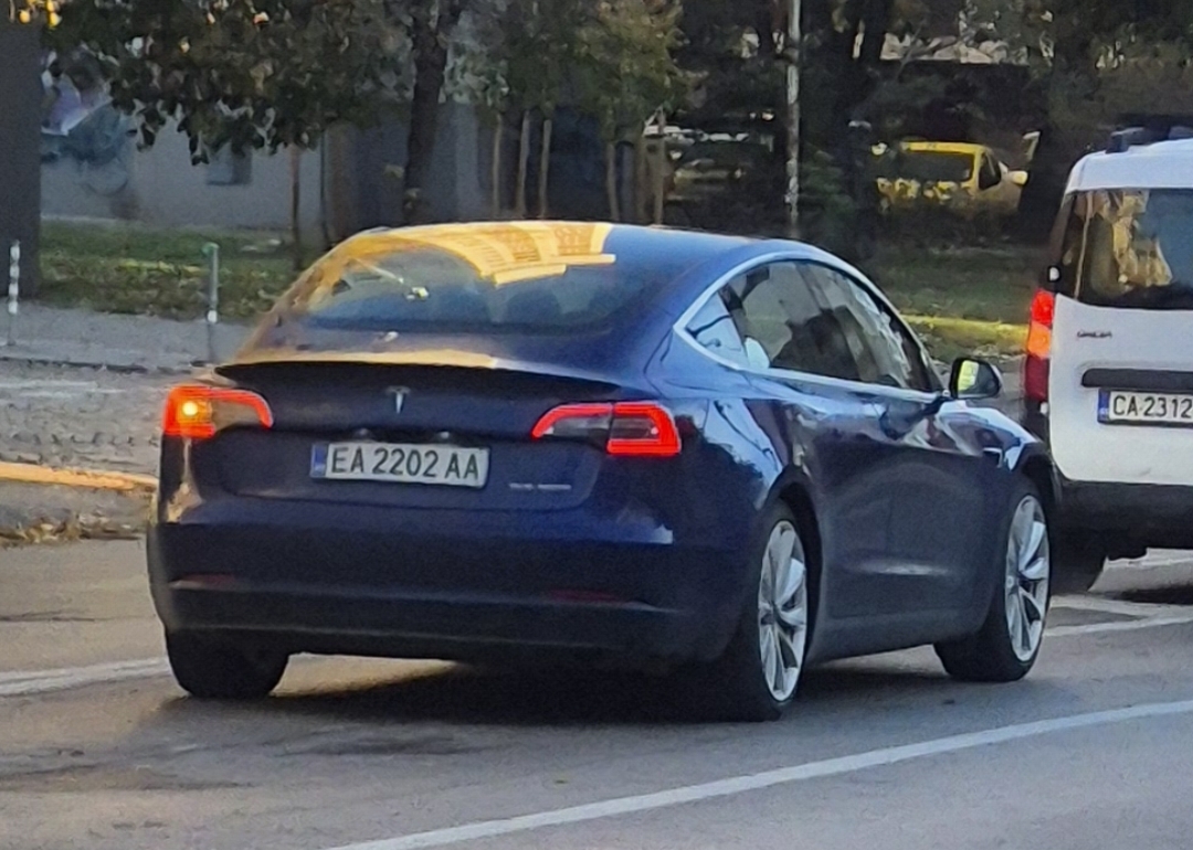 EA 2202 AA, Tesla Model 3 1st gen (5YJ3), 2017–2023
