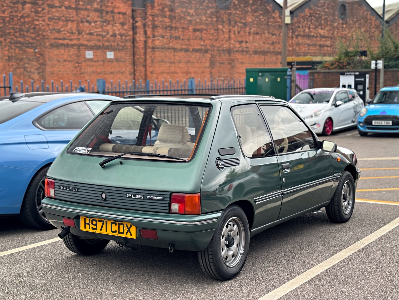 H971CDX, Peugeot 205 1st gen 3-door Hatch (20A/C), 1983–1998