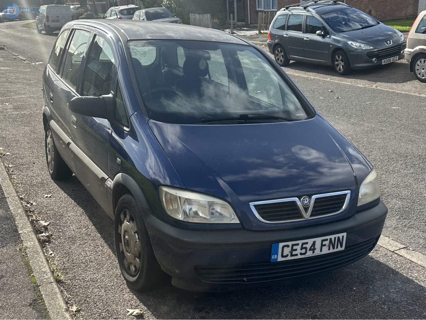 CE54FNN, Vauxhall Zafira 1st gen (A; T98), 1999–2005
