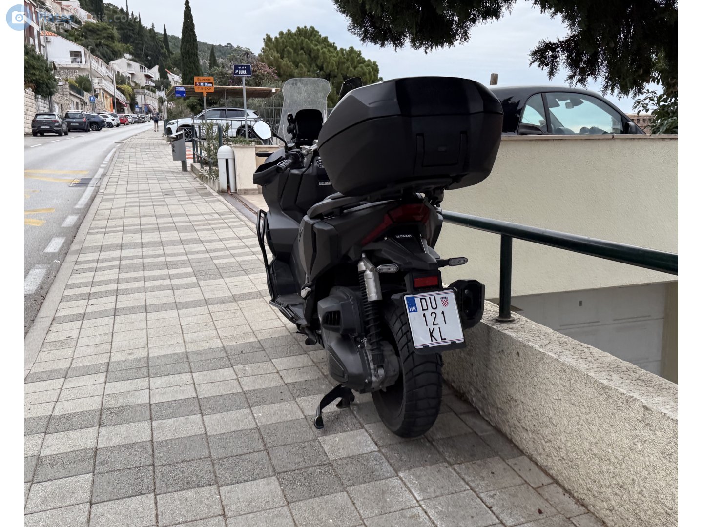 DU 121-KL, Honda ADV 