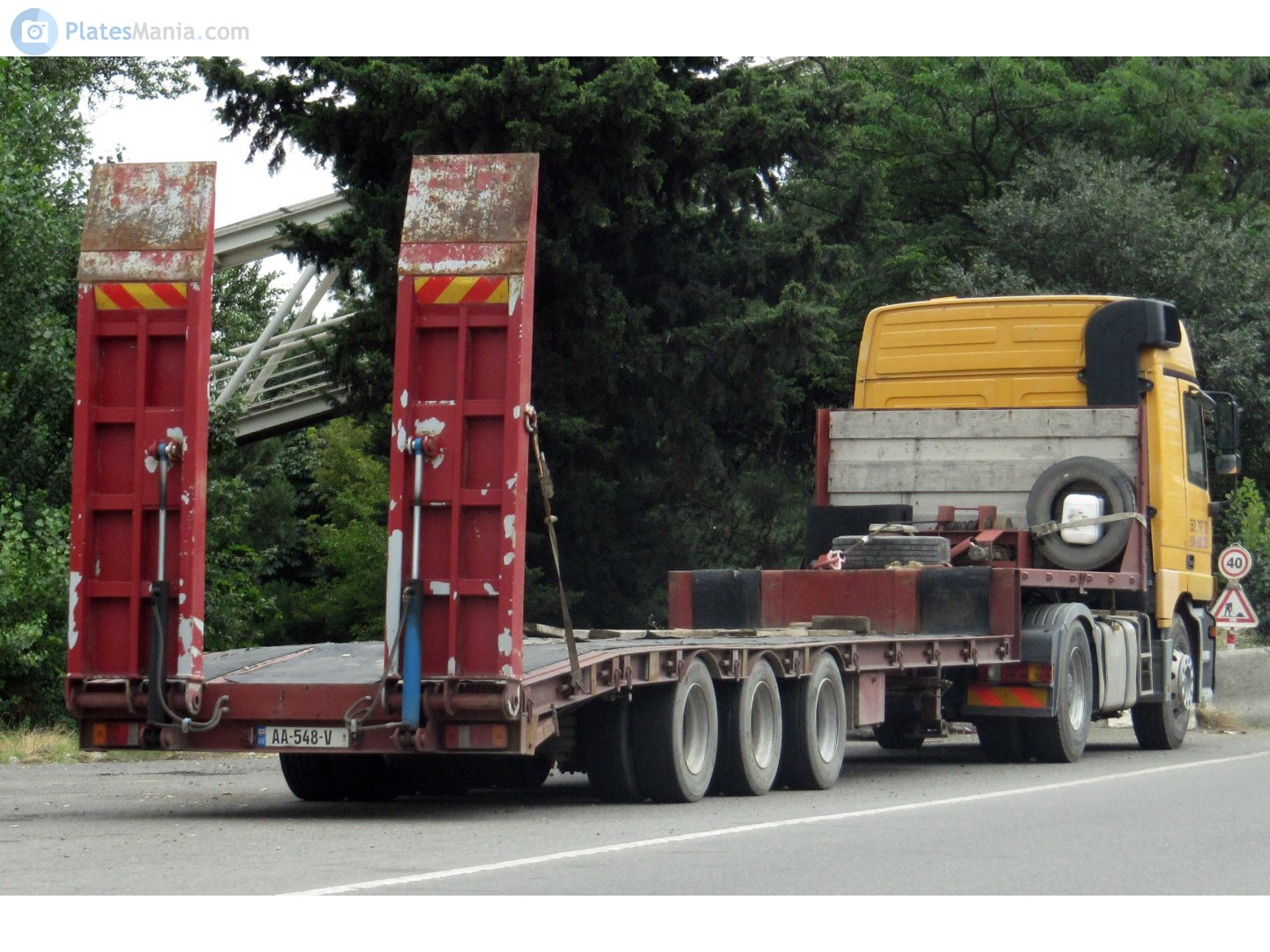 AA-548-V, Trailers (2014) 