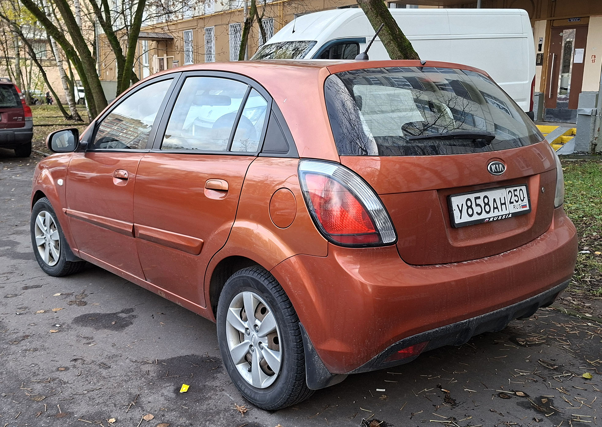 у 858 ан 250, Kia Rio 2nd gen Hatch (JB), facelift, 2009–2011