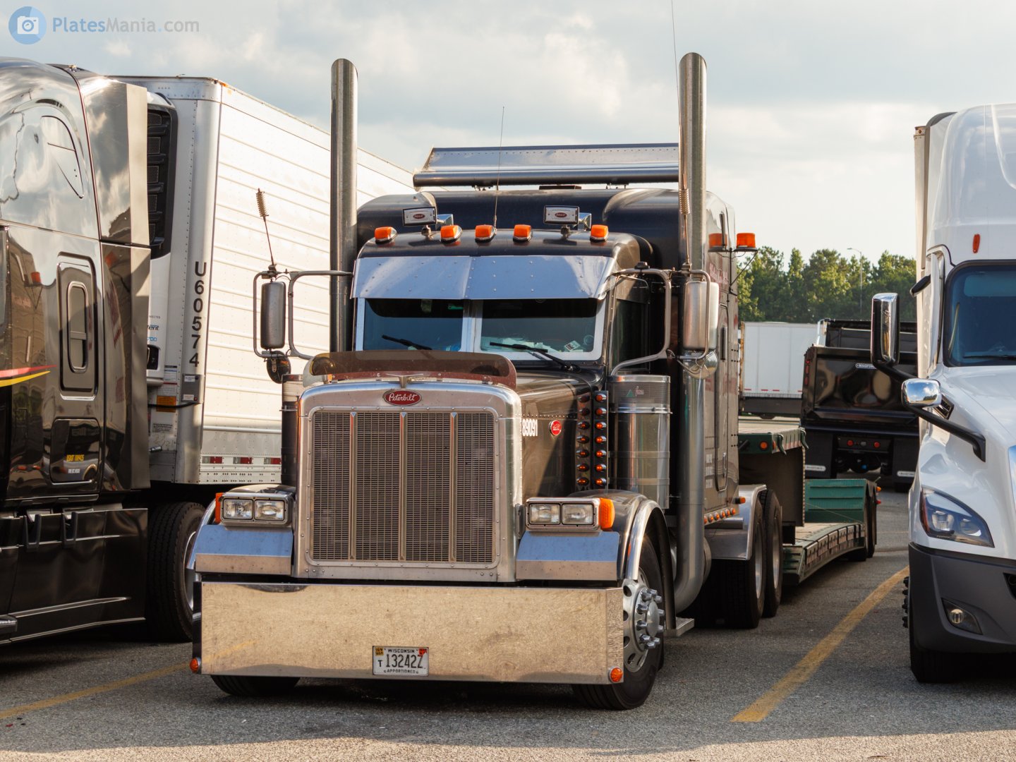 13242Z, Peterbilt 379 