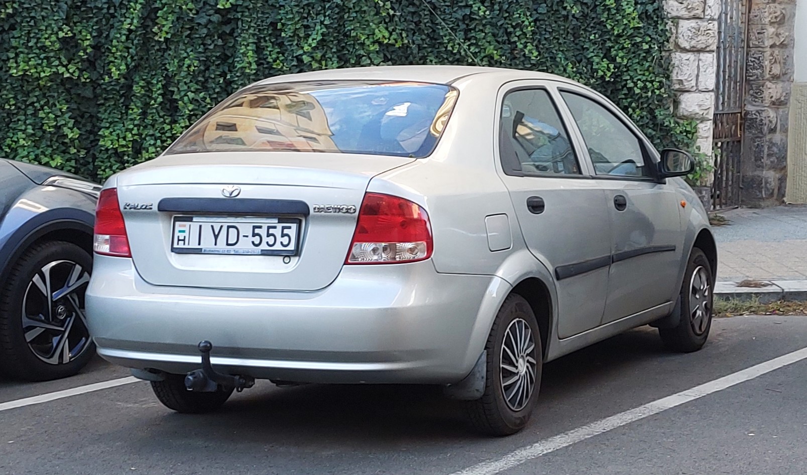 IYD-555, Daewoo Kalos 1st gen Sedan (T200), 2002–2007