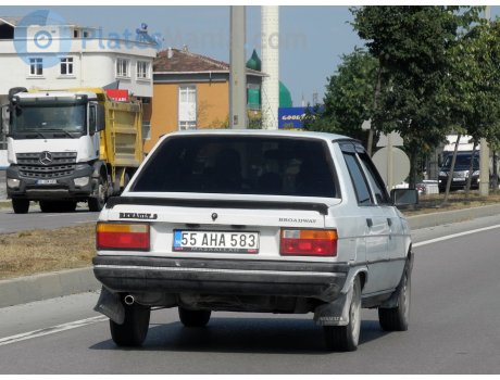 55 AHA 583, Renault 9