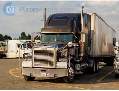 956 F83, Freightliner FLD