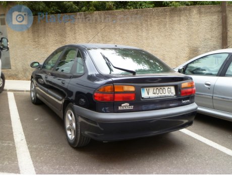 V 4000 GL, Renault Laguna