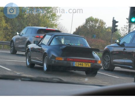 E946 TFL, Porsche 911