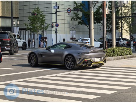 なにわ 34H ふ 1, Aston Martin Vantage