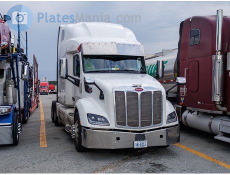 VW-4453, Peterbilt 579