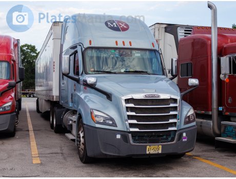 AY-520F, Freightliner Cascadia