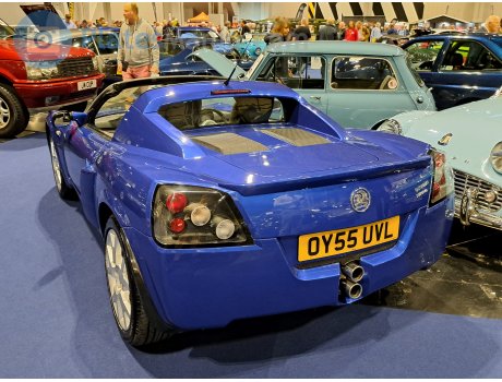 OY55 UVL, Vauxhall VX220