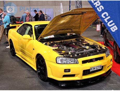 R34 GTR, Nissan Skyline