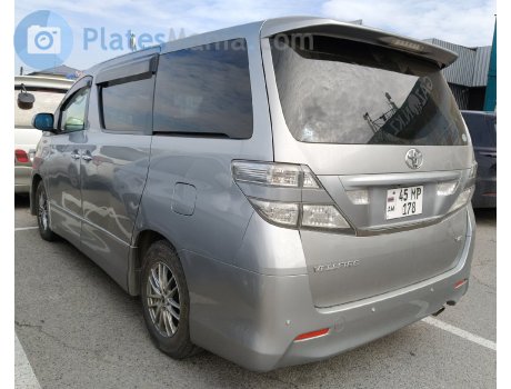 45 MP 178, Toyota Vellfire