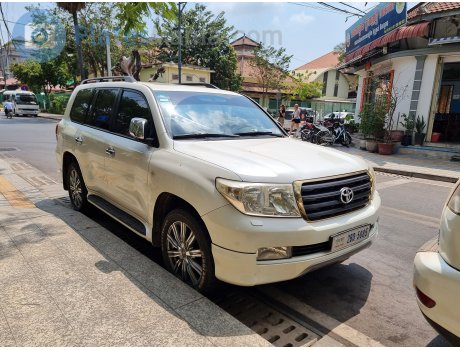 2BD-5085, Toyota Land Cruiser