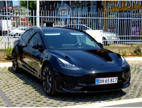 DH 65817, Tesla Model 3