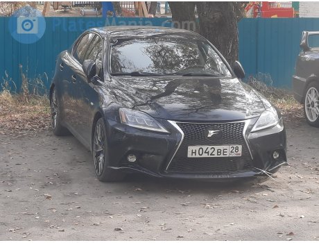 н042ве28, Lexus IS