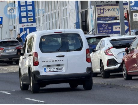 1217 NBH, Peugeot Partner