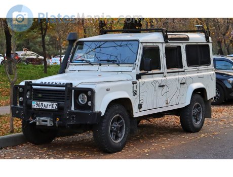 969 AAY 02, Land Rover Defender