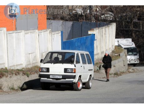 у980хо125, Toyota LiteAce