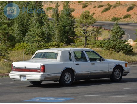 REHKOP, Lincoln Town Car